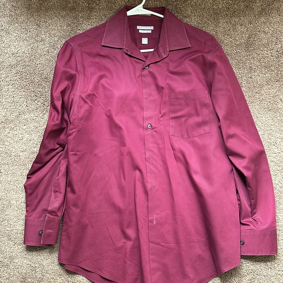 Van Heusen button up - Picture 2 of 2